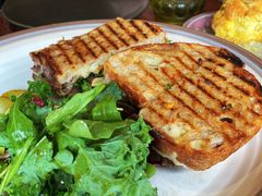 超级牛肉帕尼尼-O'mills Sourdough Bakery&Bistro(永嘉路店)