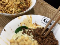 -花市豌杂面(民生路店)