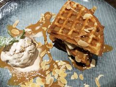 -Moka Bros 摩卡站(嘉华店)