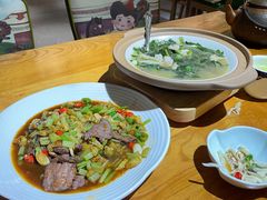 -娜仁图雅蒙古美食村(33小镇店)