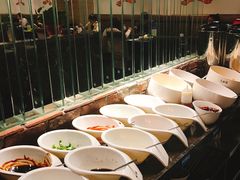自助调料区-鸡遇虾煲干锅火锅(小寨金莎店)