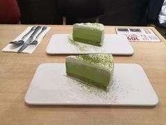 -必胜客(松雷店)