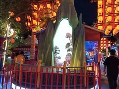 -特克斯八卦城