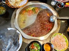 -重庆风光老灶火锅城(同德广场店)
