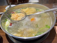 -乡土黄·鲜牛肉火锅·小龙虾(兴业街店)