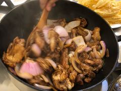 -胡须佬鸡煲四季火锅店(石厦西村直营店)