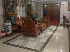 -汉宫汤泉汗蒸洗浴(五四广场店)