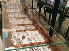 -博士眼镜(沙井京基百纳广场店)