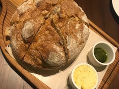 -恰餐厅及酒吧 CHAR Bar & Grill (北京丽都皇冠假日店)