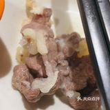 在“眼花缭乱”的美食街东晓南里面有一家性价比极高的牛肉火锅店