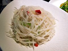 芹菜藕丝-凤凰湘语·湘粤鲜融(浦东旗舰店)