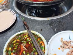 剥皮耗儿鱼-小饕荟雅安贡椒鱼鲜馆(广福桥店)