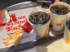 -麦当劳(丽江玉河广场店)