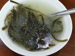 -胡成记口蘑龙眼包子(盐道街店)