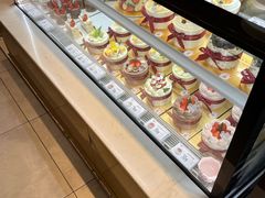 -花花卷卷·鲜食蛋糕(静安久光百货店)