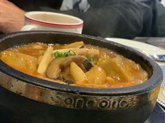 -皇后餐厅-煲仔·小菜·打边炉(古北店)