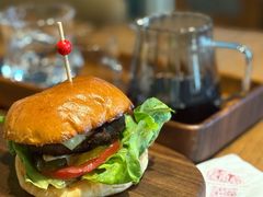 -房角石咖啡与书(吉大南校店)