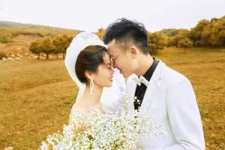 -金夫人婚纱摄影