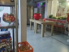 -毛辣果·贵州红酸汤牛肉火锅(西单店)