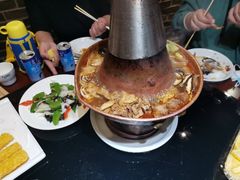-东口码头·烧鸽子·鱼头泡饼·地方菜(金鹰悦城店)