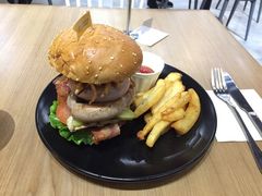 -HELLO 27 意面·沙拉·帕尼尼