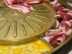 芝士锅底-猪啊牛呀羊啊铜盘烤肉(正大广场店)