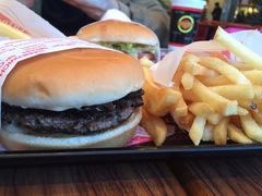 -FATBURGER 特富客汉堡(外交公寓店)