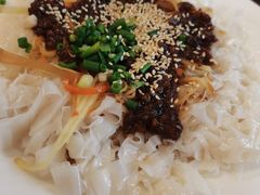 但记特色凉拌陈村粉-黄但记老店·陈村粉食府