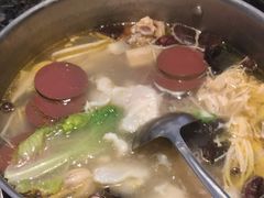 -一席地·本地鸡窝·杭帮鸡火锅(萧山银隆百货店)