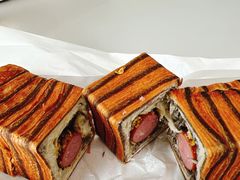 整根香肠虎纹包-好利来(望京中福店)