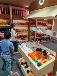 -奈尔宝·国风主题儿童乐园·亲子餐厅(豫园商城店)