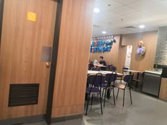 大堂-麦当劳(宝山大厦店)