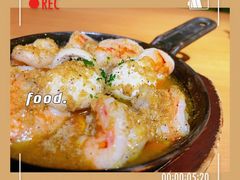 -Lia Cafe Bar Restaurant松山咖啡屋