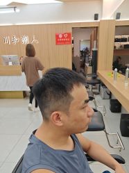 点击看大图 -川和潮人漂色·烫染·接发