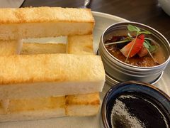 -普朗姆生蚝牛排馆 The Plump Oyster(成都摩方购物中心店)