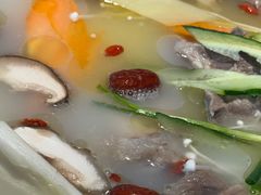 -佬土鹅肠火锅(扬中步行街店)