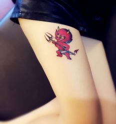 -明星刺青·洗纹身
