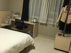 -锦江之星(西安五路口地铁站万达广场店)