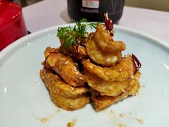 蜜汁酥皮虾-味+新京宴·烤鸭·北京菜(创意谷店)