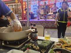 -刘姐啤酒鱼民族演艺餐厅(西街总店)