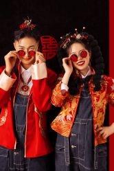 -芭莎视觉婚纱摄影(花溪店)