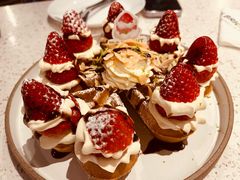 草莓忌廉华夫饼-BE BRIGHT KITCHEN(正佳广场店)