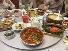 -湖庭壹品鸭王·传统北京烤鸭·别墅私房菜·庭院宵夜(江宁店)