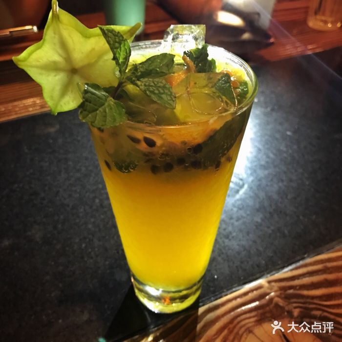 百香果莫吉托