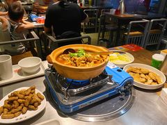 -龙巢盱眙龙虾·牛蛙·烧烤宵夜(八卦岭店)