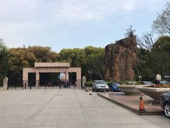 -上海市龙华烈士陵园