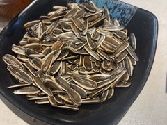 -华府九号海鲜烧烤大排档(龙域店)