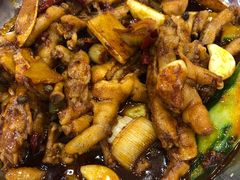 干锅姜辣凤爪-江城燕子大排档(江汉路步行街店)