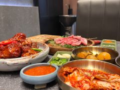 -草家酱蟹炭火烤肉店(珲春南路一店)