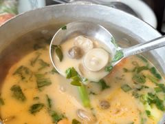 -大头虾越式风味餐厅(光明广场店)